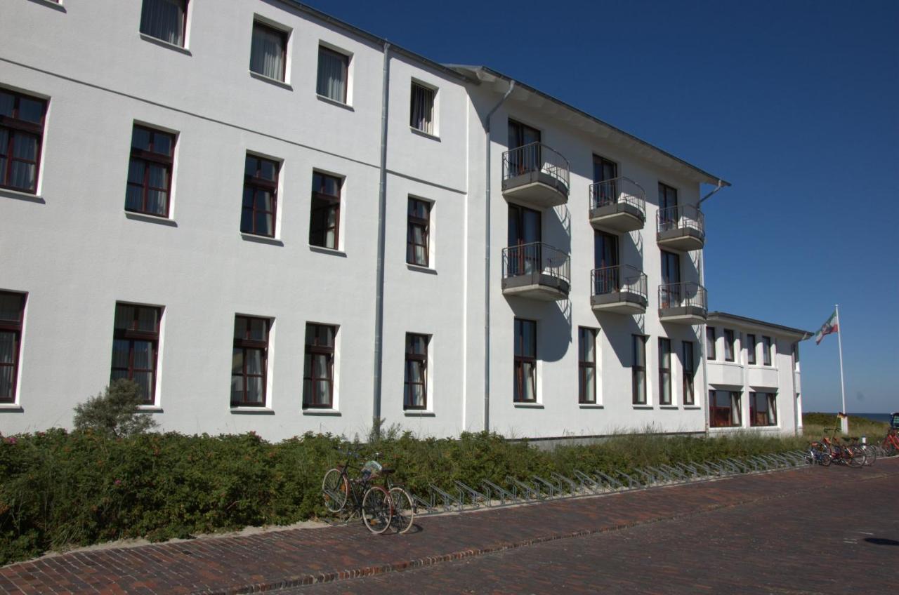 Gaestehaus Germania Вангероге Экстерьер фото